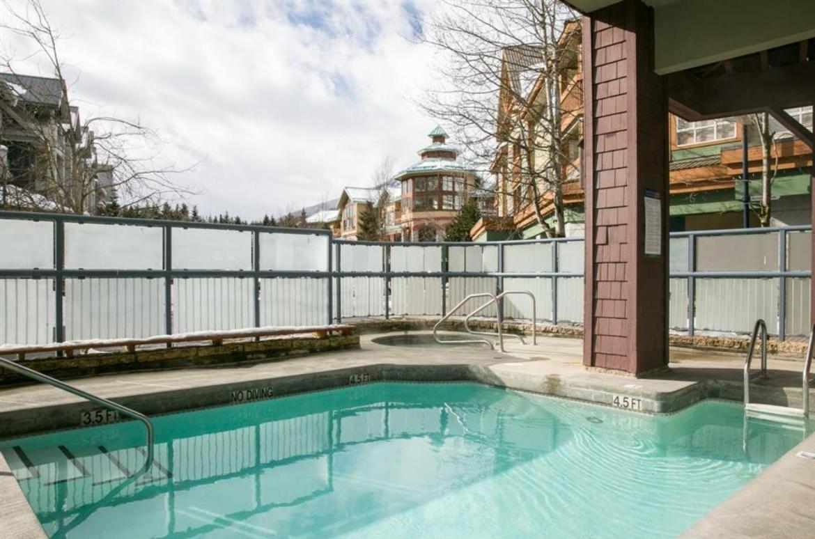 Tyndalstone Lodge 3 Bedroom In The Heart Of Village North Whistler Dış mekan fotoğraf