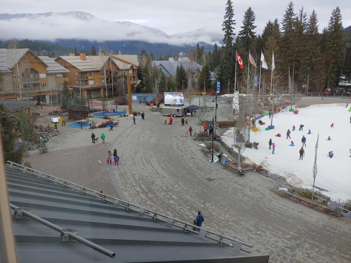 Tyndalstone Lodge 3 Bedroom In The Heart Of Village North Whistler Dış mekan fotoğraf