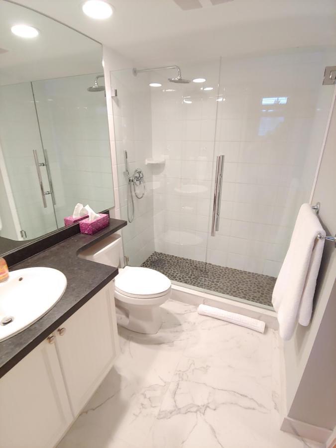 Tyndalstone Lodge 3 Bedroom In The Heart Of Village North Whistler Dış mekan fotoğraf