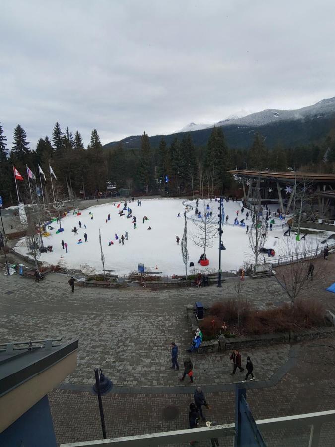 Tyndalstone Lodge 3 Bedroom In The Heart Of Village North Whistler Dış mekan fotoğraf